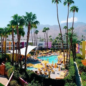 The Saguaro Otel